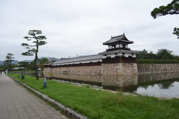 広島