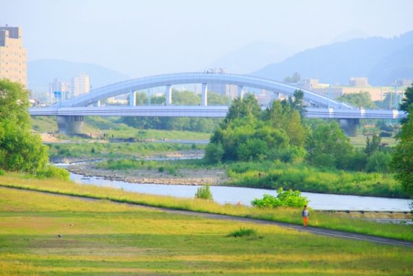 札幌の中心を流れる豊平川 河川敷満喫コース 札幌市 北海道 走ろうにっぽんプロジェクト