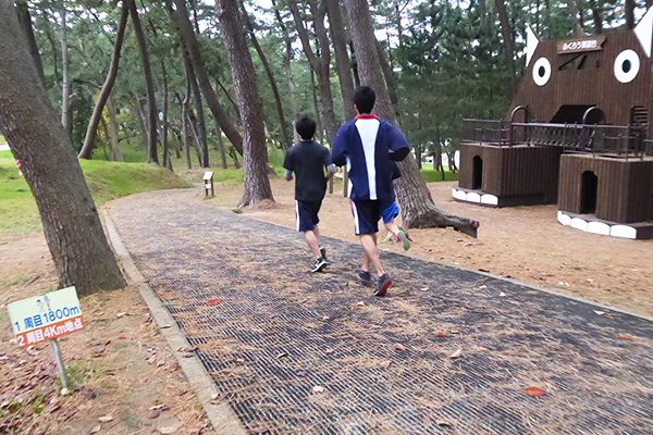 木陰でクロカン 光が丘公園コース 酒田市 山形 東北地方 走ろうにっぽんプロジェクト