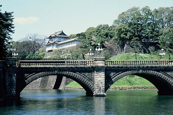 東京